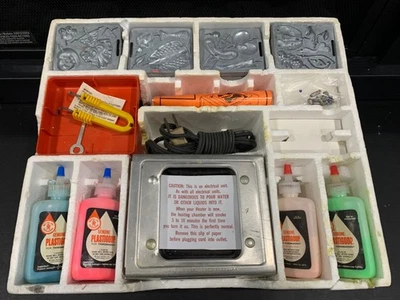 MATTEL MINI DRAGONS THINGMAKER CREEPY CRAWLERS PLASTIGOOP Foto 1 de 4