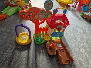 Vtech 80-189264 Tip Tap Baby Tiere Hundehütte Mit Hund Schaukel Defekt - Bild 1 von 2