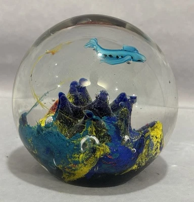 Pisapapeles bola arte vintage de cristal de Murano paisaje de montaña avión flotante Foto 1 de 4