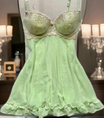 Y2K DE COLECCIÓN DELiCATES VERDE CHiFFON FAiRY BUSTiER BABYDOLL SLiP ROSAS BORRADAS L Foto 1 de 4