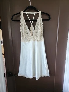 Victoria Secret Lace Nightgown Shortie Sexy Sz M Beige Ecru Slip Vintage - Picture 1 of 4