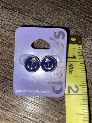 Claire’s Small Blue Enamel Anchor Nautical Summer Vacation Earrings - Image 1 of 3