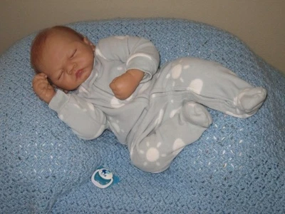 ADG baby Emily w/rooted hair & weighted, articulated body 4lbs 4ozs 20" - Image 1 of 4