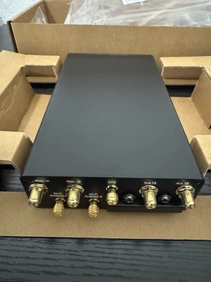 Pepwave Max Transit 5G (MAX-TST-5GD-T-PRM) Foto 1 de 4