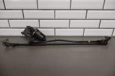 Motor y acoplamiento limpiaparabrisas delantero Toyota LandCruiser 1991-1997 Foto 1 de 4