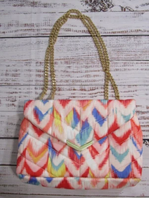 JustFab Acolchado Rosa Azul Blanco Tie Dye Mediano Cartera Cadena Correa Magnética a Presión Foto 1 de 4