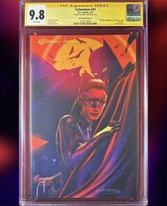 CUBIERTA VARIANTE CATWOMAN #41 ANNE HATHAWAY B CGC 9.8 SS FIRMADA POR GREG HORN - Imagen 1 de 1