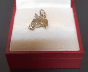 Pferdekopf Anhänger in Sterlingsilber und Vergoldung. - Bild 1 von 8