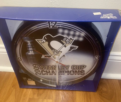 NHL Pittsburgh Penguins Logo 12" Round Wall Clock WinCraft 2009 Stanley Cup Cover