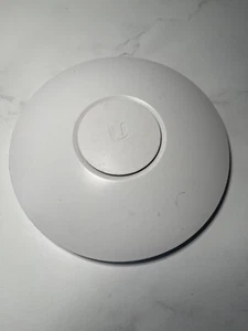 Puntos de acceso inalámbricos Ubiquiti SWX-UAP UniFi AP UAP - Imagen 1 de 9