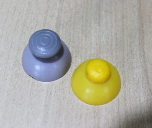 Analog Thumbsticks Caps replacement Nintendo Gamecube Controller New - Picture 1 of 2