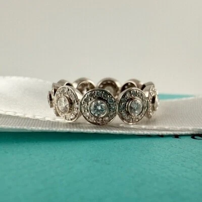 РЕДКАЯ Tiffany & Co. Платиновое кольцо с бриллиантом Eternity - Изображение 1 из 4