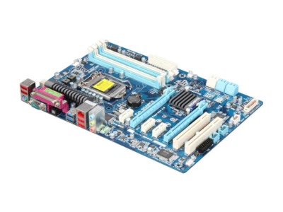 GIGABYTE GA-P67A-D3-B3 Intel P67 LGA 1155 SATA 6Gb/s USB 3.0 ATX Motherboard - Image 1 of 4