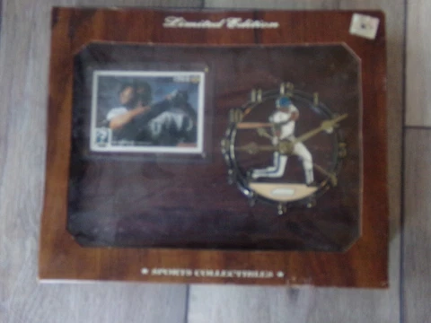 Vintage Baseball New KEN GRIFFEY JR Limited Edition Sports Collector's Clock Cover