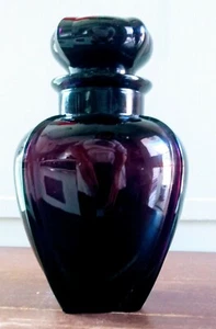 Amethyst/Purple Glass Glass Decanter Molded - Picture 1 of 11