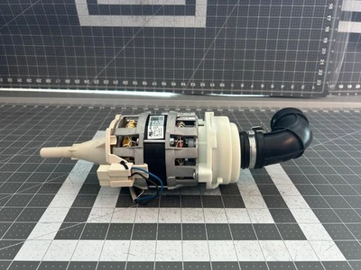 Двигатель циркуляционного насоса посудомоечной машины Samsung P# DD82-01589A - Изображение 1 из 4