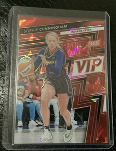 2025 National VIP Gold Pack Sophie Cunningham #2 Red Sparkle /99 🍀 - Bild 1 von 3