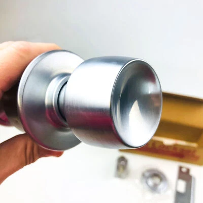 Yale Passage Closet Door Knob BR5301 380BN 26D Satin Chrome New Old Stock NOS - Image 1 of 4