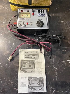 Chicago Model International 811 Power Station/Charger-TESTED - Image 1 of 4