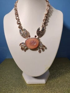 BETSEY JOHNSON RARE PINK PEACH DRUZY GEMSTONE AND RHINESTONES CRAB NECKLACE - Picture 1 of 5