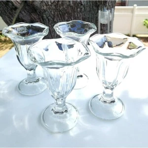 Vintage Fountainware Ice Cream Sundae, Parfait Glasses, Set of 4, Anchor Hocking - Picture 1 of 7