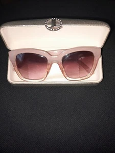 JUDITH LEIBER VINTAGE SUNGLASSES AND CASE - Picture 1 of 8
