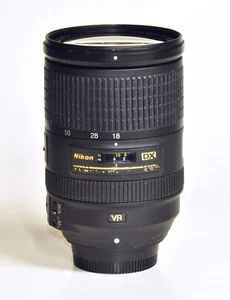 Nikon AF-S DX NIKKOR Objektiv 18–300 mm f/3,5–5,6 G ED VR #4 garantiert getestet - Bild 1 von 14