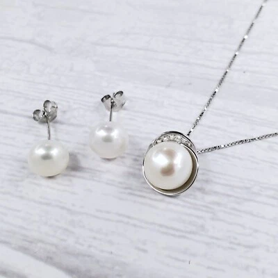 Conjunto de regalo de pendientes collar de perlas de plata de ley 925 de Navidad joyas para ella Foto 1 de 4