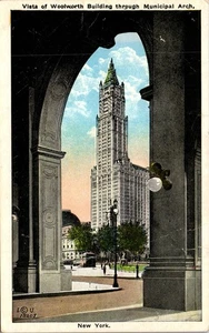 Vintage New York NY Postcard Vista of Woolworth Building  Municipal Arch Unused - Picture 1 of 3