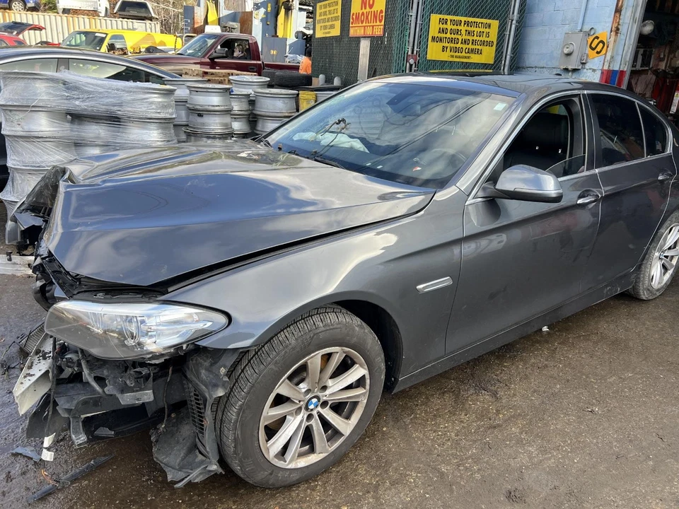 Fender BMW 528I Left 11 12 13 14 15 16 - Image 1 of 1