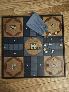 Primitive Volkskunst Handwerk Holz Parcheesi Brettspiel & Figuren handbemalt signiert - Bild 1 von 11