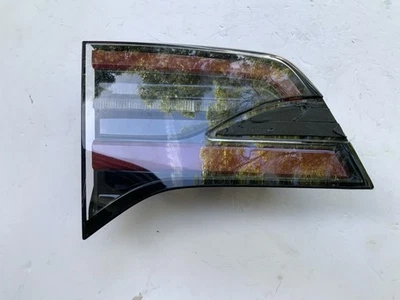 OEM 2021-2024 TESLA MODELO X LUZ TRASERA INTERIOR IZQUIERDA LÁMPARA 1565492-00-C Foto 1 de 4