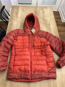 Patagonia AlpLoft Down Parka Winter Jacket Mens Large Womens XL Touring Red $599 - Picture 1 of 12