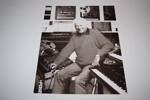 Star Trek The Motion Picture Glossy Photo 8x10 Jerry Goldsmith in his studio - Picture 1 of 1