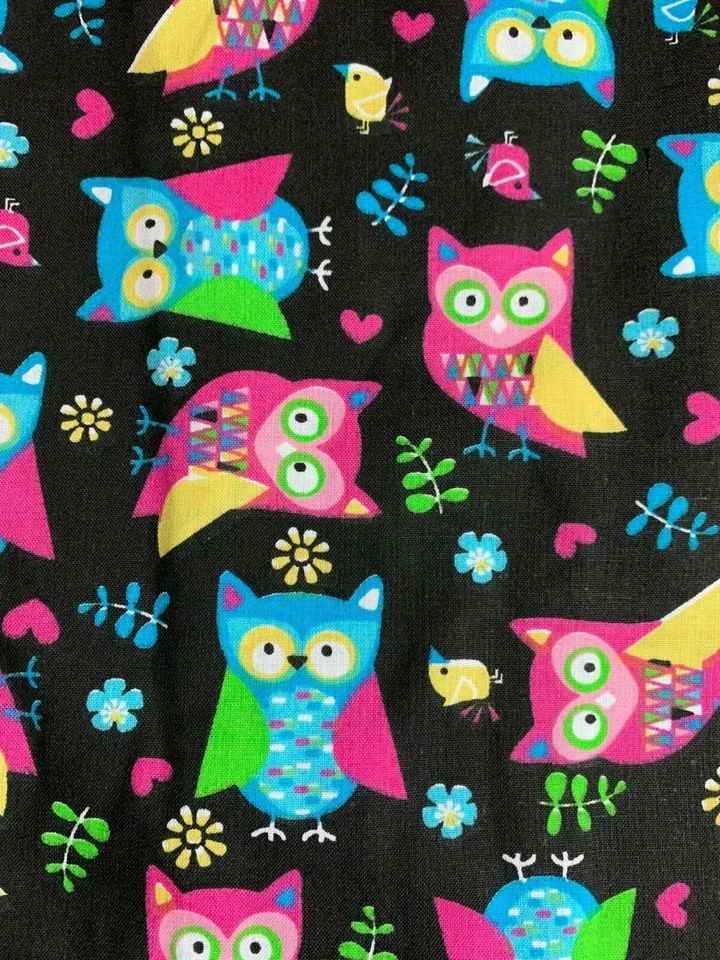 SCRUB TOP SIZES XS S M L XL WISE GUY OWLS NWT NURSE MEDICAL WORK UNIFORM CNA Owl - Image 1 of 4