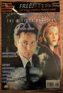 THE X-FILES MAGAZINE #1 SEALED TOPPS CARDS POSTER WINTER 1996 MULDER SCULLY - Picture 1 of 2