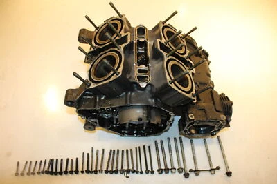 2004 YAMAHA VMAX 1200 ENGINE MOTOR CRANKCASE CRANK 1FK-15100-10-00 - Изображение 1 из 4