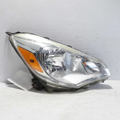 Faro halógeno derecho Mitsubishi Mirage G4 2017-2020 OEM 8301D054AAQ0910000 Foto 1 de 4