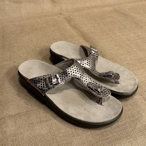 SAS Sandalen Damen 8,5 Metallic Gold Sanibel Riemen Leder Schnalle Komfort Schuhe - Bild 1 von 10