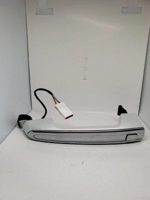 Cadillac XT5 2017-2020 manija de puerta exterior delantera derecha OEM Foto 1 de 4