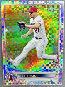 Mike Trout 2022 Topps Chrome - #200 X-Fractor - Picture 1 of 2