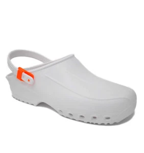 Zoccolo Lavoro XBLUE Cint Bianco o Verde OB A E SRC Tg. 39-40-42-43-44-45 - Foto 1 di 4