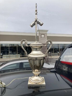 "Lámpara de mesa victoriana Sheffield placa neoclásica taza trofeo urna 29""" Foto 1 de 4