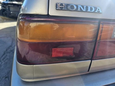 Luz trasera del lado del conductor Honda Accord 1988-1989 (QTR MTD) Foto 1 de 4