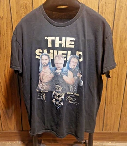 The Shield shirt WWE XXL Roman Reigns Ambrose Rollins pictured - Picture 1 of 3