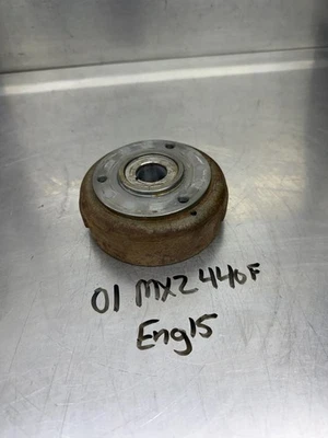 2001 01 00 Ski-doo Mxz 500 ventilador 500f 440 volante gerador Rer 420996823 reverso - Imagem 1 de 4