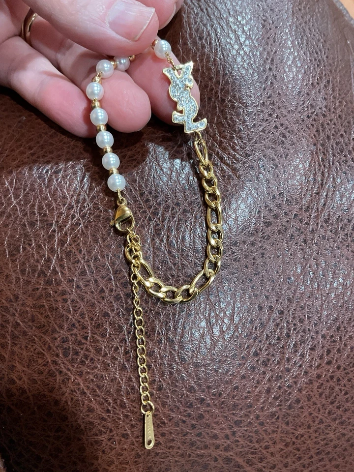 Pulsera YSL Saint Laurent Cassandre cadena perlas logotipo Foto 1 de 4