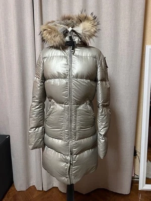 CHAQUETA PARKA CON CAPUCHA SERIE PARAJUMPERS MASTERPIECE BEIGE CREMALLERA MUJER TALLA S Foto 1 de 4