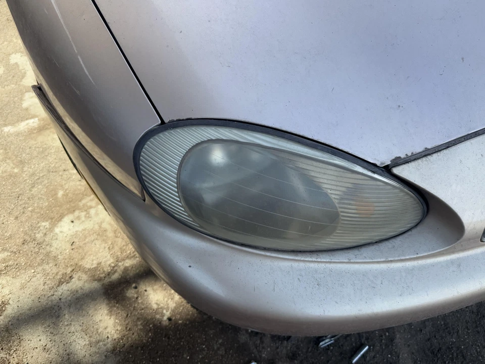 Conjunto de faros derecho MERCURY SABLE 96 97 98 99 Foto 1 de 1