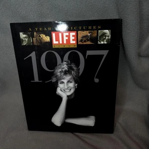 Vintage LIFE Album 1997: A Year in Pictures Hardcover Photojournalism Book 1998 - Bild 1 von 11